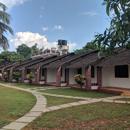 Lamour Beach Resort Benaulim Eksteriør billede
