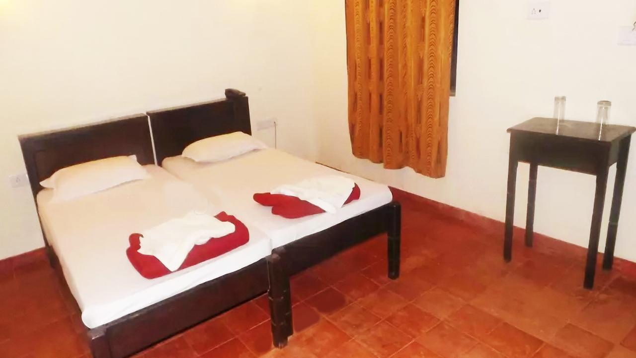 Lamour Beach Resort Benaulim Eksteriør billede